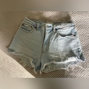 Abercrombie & Fitch Curve Love High Rise Mom Short